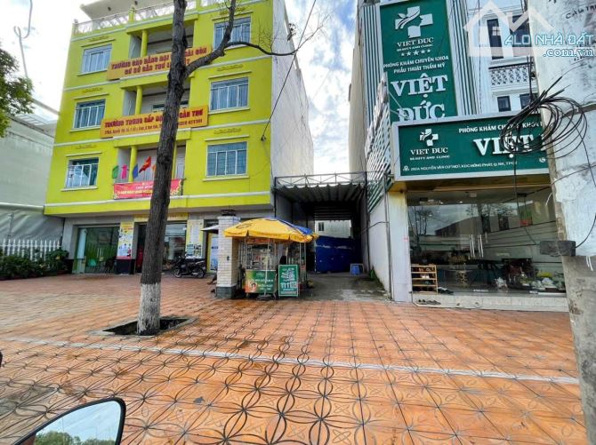 Bán đất nền mặt tiền nguyễn văn cừ đoạn kdc hồng phát - 2