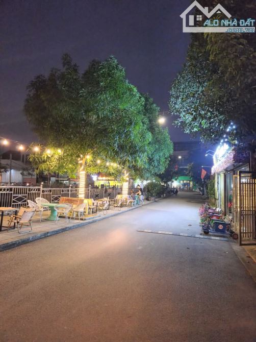 Bán đất Mặt hồ Kim Chung, Đông Anh - View đep - Kinh Doanh sầm uất - 2