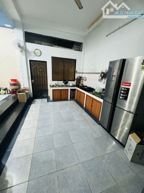 BIỆT THỰ ĐỒNG ĐEN – HẺM Ô TÔ TRÁNH –  VÀI CĂN RA MT – 130M² – KINH DOANH ĐỈNH - 2