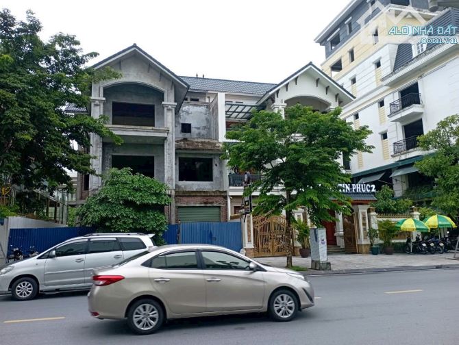 Chủ gửi Bán căn Biệt thự mặt Trần Phú, kdt Dệt may, thành phố Nam Định - 2