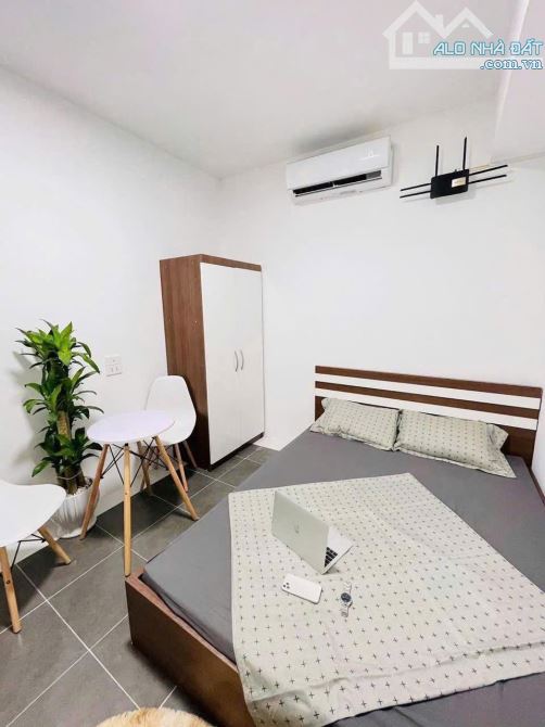 Bán gấp tòa CHDV Xã Đàn, DT 120tr/th, 28 phòng, ba gác đỗ cửa, gần ô tô, 88m x 7T - 2
