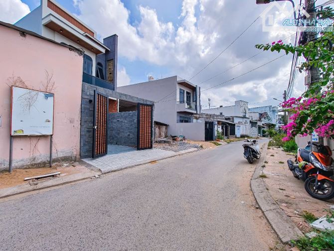 NHÀ TRỆT LẦU MỚI ĐẸP - FULL NỘI THẤT - TRỤC CHÍNH HẺM 577 ĐƯỜNG 30/4 - THÀNH PHỐ CẦN THƠ - 2