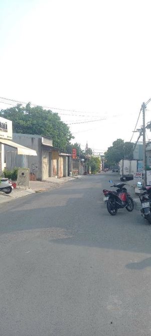 Bán lô đất sổ hồng , 92m2,giá bán 4 tỷ 950 triệu có bớt nhẹ,phường tân hiệp,khu gia viên - 2