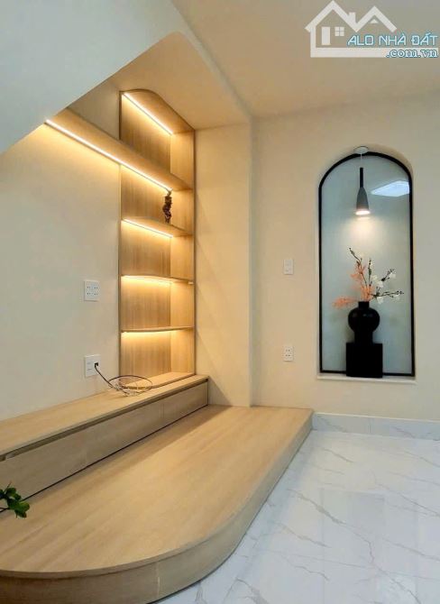 Bán nhà phong cách kiến trúc hiện đại - nhà ngõ Dư Hàng. - 2