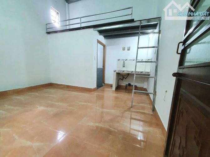 CHÍNH CHỦ CẦN BÁN NHÀ ĐANG CÓ 3 PHÒNG TRỌ CHO THUÊ ỔN ĐỊNH THU NHẬP GẦN 6TR/1 THÁNG - 2