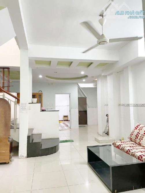 CHÍNH CHỦ BÁN GẤP – NHÀ ĐẸP DIỆN TÍCH KHỦNG – GIÁ CHỈ 7 TỶ – NGAY TRUNG TÂM ĐƯỜNG HƯNG PHÚ - 2