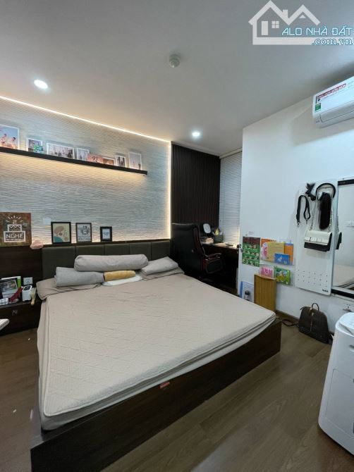 Chung cư Linh Đàm - vị trí đẹp mặt phố Nghiêm Xuân yên - sát hồ - 7 căn/tầng - 2