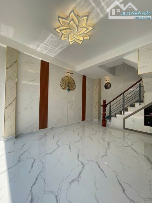 Măt tiền kinh doanh 4 tầng hiện đại Bùi Quang là P12 Gò Vấp - 2