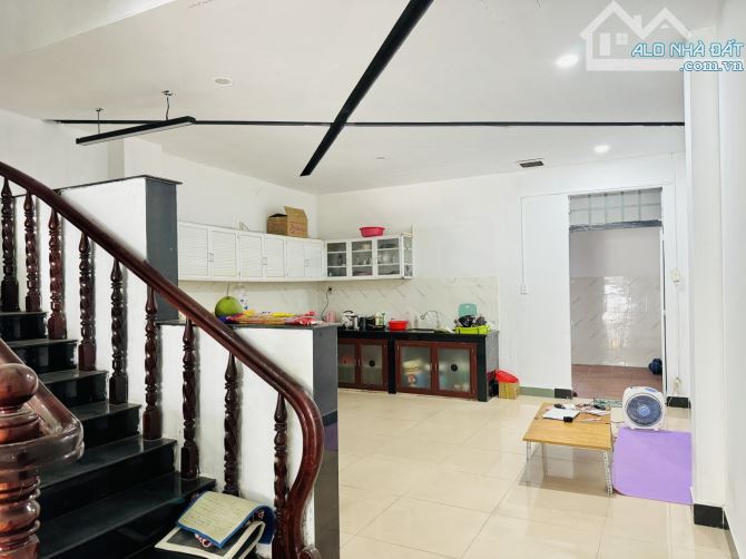 Mặt tiền kd đa nghành Q12 - 150m2 - 2 tầng 2pn lớn - gấp bán nhỉnh 13 tỷ. - 2