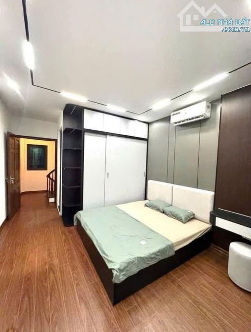 SIÊU PHẨM HIẾM GẶP TẠI VĂN QUÁN – 5 TẦNG ,GIÁ CỰC ĐẸP - 2