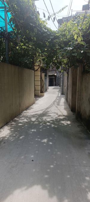 Bán nhà chính chủ 78,8m2 sổ đỏ chính chủ vài phút đi bộ ra công viên Hòa Bình - 2