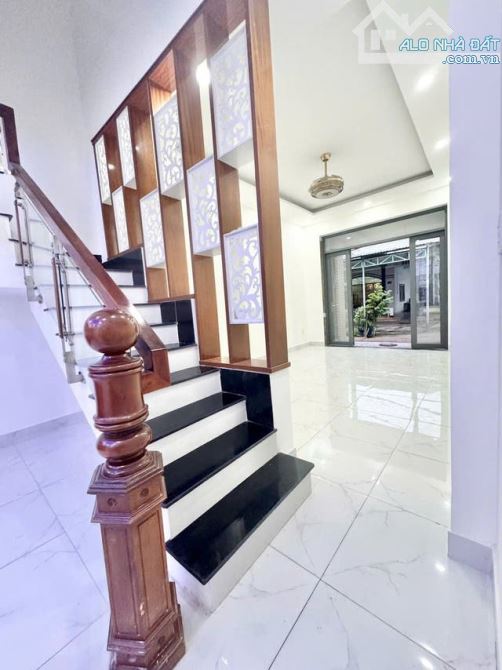 BÁN NHÀ LÊ TRỌNG TẤN - PHƯỜNG SƠN KỲ - TÂN PHÚ - 48M2 - HẺM XE HƠI - 3 TẦNG - 5.X TỶ - 2