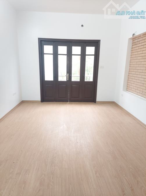 PHÂN LÔ Ô TÔ TRÁNH - CẦU GIẤY - 52M2 SỔ ĐỎ - THỰC TẾ 62M2 - 5 TẦNG - MT 4M - NHỈNH 17 TỶ - 2