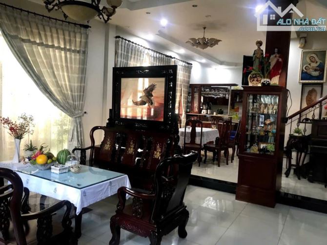 BIỆT THỰ HIỆP BÌNH CHANH - 250m2 - 3 TẦNG - VEN SÔNG - 2