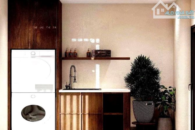 Bán gấp nhà 4 tầng mặt tiền Phan Đăng Lưu, đối diện Nguyễn Kim, Sổ hồng riêng ! - 2