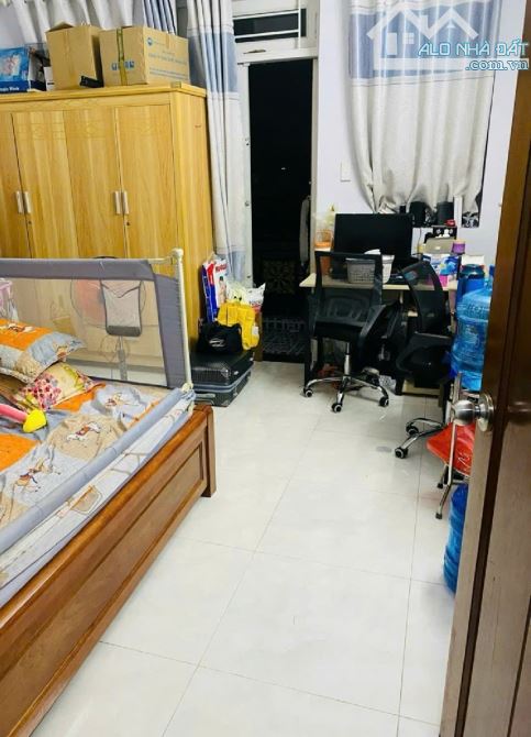 GIẢM 100TR _ NHÀ NGAY BẾN XE BUYT HIỆP THÀNH, Q12 _3 TẦNG, HẺM XE HƠI, 4ty650 - 2
