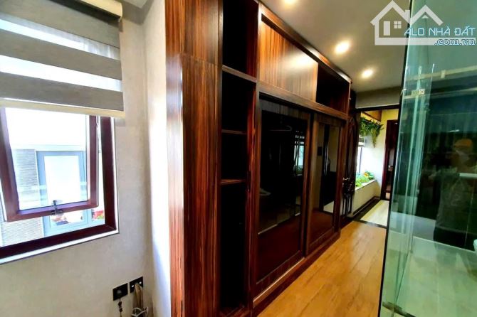 Bán gấp nhà 3 tầng mặt tiền Kỳ Đồng, sầm uất, sát Vp Bộ Xây Dựng, Sổ hồng riêng ! - 2