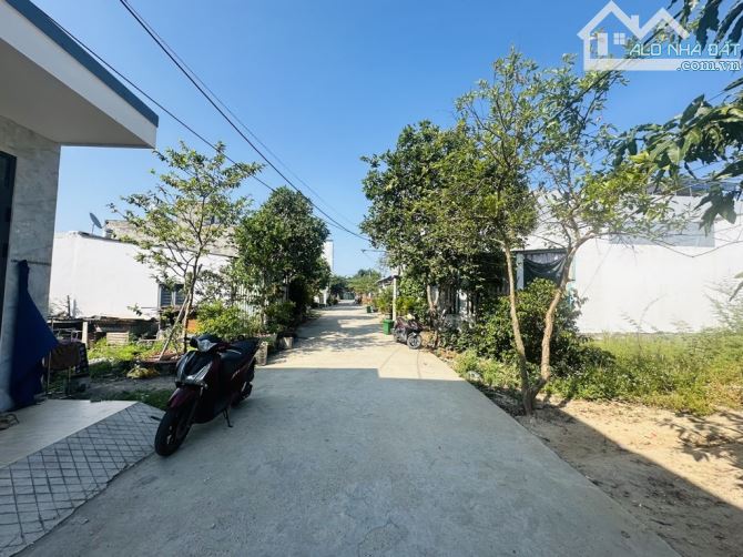 💥CẦN BÁN LÔ ĐẤT KIỆT OTO TRÁNH NHAU MIẾU BÔNG , HOÀ VANG , DT KHỦNG 180M2 CHỈ NHỈN - 2