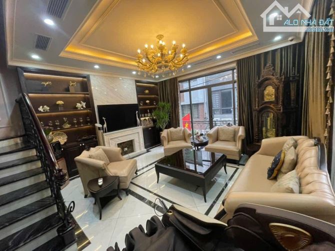 PHÂN LÔ GIẢI PHÓNG - Ô TÔ TRÁNH- KHU CÁN BỘ CAO CẤP -THANG MÁY NHẬP KHẨU, 79m2xMT6mx26 tỷ - 2