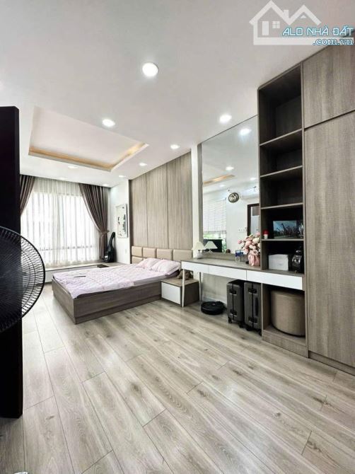 💎 Siêu phẩm Quận 3 – Bán nhà Kỳ Đồng – 64m² – 4 tầng – Ngang khủng 7.5m – Giá 18 Tỷ - 2