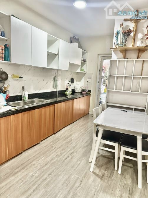Cho thuê căn hộ Linh Trung, Thủ Đức, 1pn 52m2 giá chỉ 6 triệu/ tháng - 2