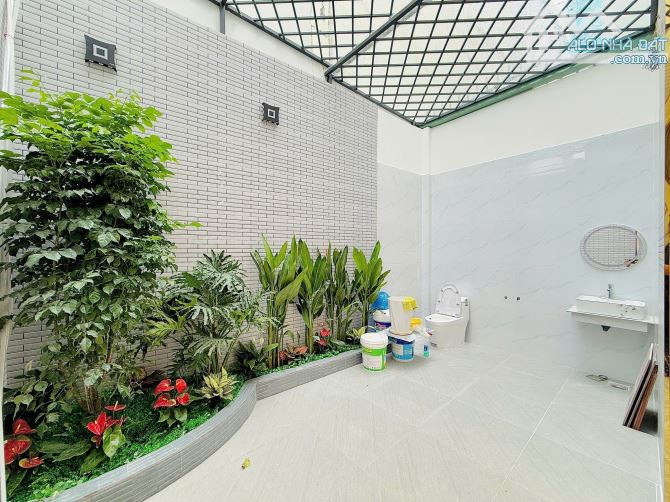 🔥 BÁN GẤP! BÁN NHÀ HUỲNH VĂN BÁNH 4*19.2m=76.8m² 4 TẦNG, GẦN MẶT TIỀN, TIỆN Q.1 - 2