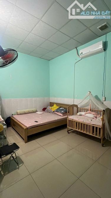 Cho Thuê nhà gần chợ 26, Khu Quân Đoàn 4, đường lớn, chỉ 5,5tr - 2