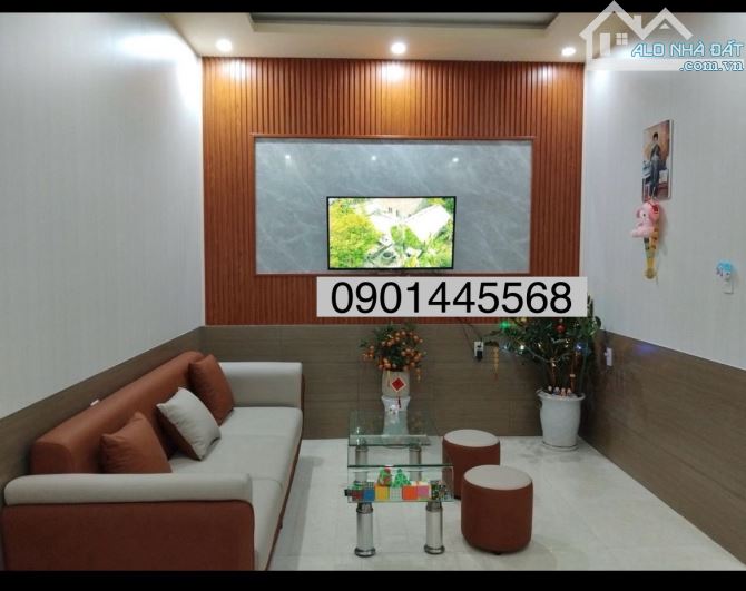 Bán nhà kiệt Đoàn Hữu Trưng vị trí cao ráo - 2
