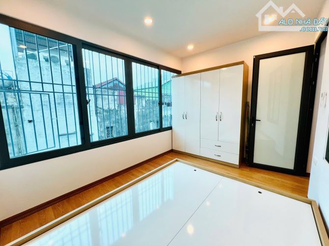 Nhà TT quận Thanh Xuân, view sân phơi 2 mặt thoáng sáng, nhà mới đẹp, 2 ngủ, 2.9x tỷ. - 2