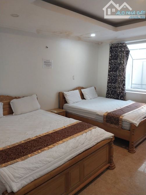 BÁN CHDV 6 TẦNG - CMT8 - PHƯỜNG 11 QUẬN 3 - 20 PHÒNG - 30 TỈ ĐỒNG - 2