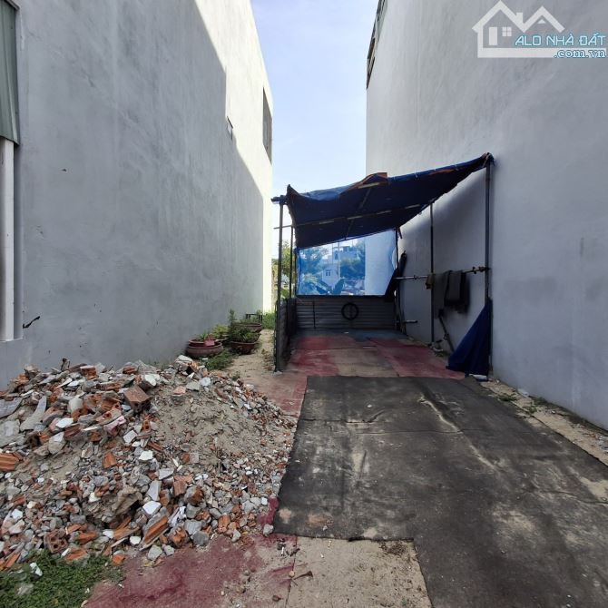 ĐẤT ĐẸP TT SƠN TRÀ – CÁCH BIỂN 300M – KINH DOANH TỐT – GIÁ CHỈ 9 TỶ 90M2 NGANG 5M - 3