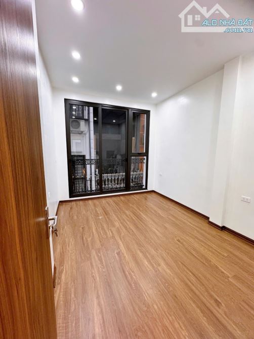 NHÀ ĐẸP KHU HIM LAM VẠN PHÚC – THANG MÁY – 2 THOÁNG – Ở NGAY - 3