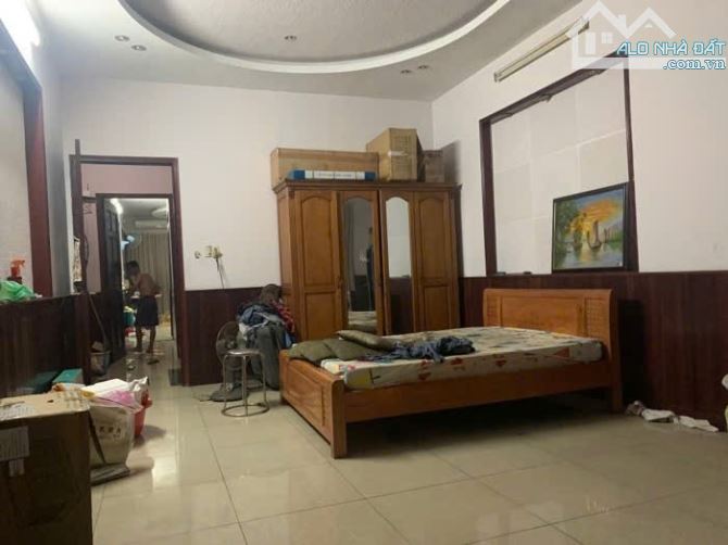 Nhà 3 tầng Mặt Tiền đường Hà Huy Giáp , phường THẠNH LỘC,Q12. Hẻm 12m, dt 97m² (5mx22m)💰1 - 3