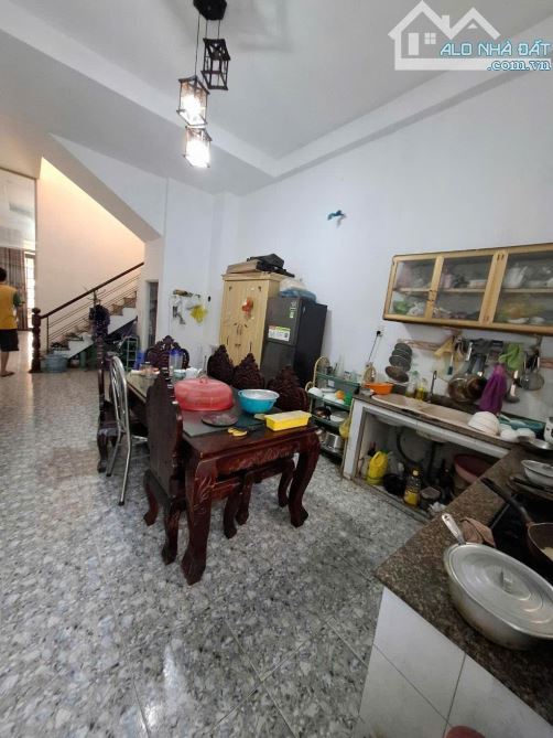 Nhà 2 tầng mặt tiền đường THẠNH LỘC 16 phường THẠNH LỘC Q12, dt 100m²(4mx27m) 💰 7,5 tỷ - 3