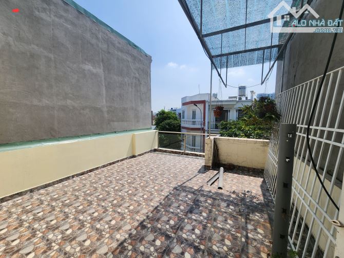 Bán nhà 2 tầng mới ở ngay, đường nhựa 14m – Trung tâm Thuận An – Giá chỉ 3 tỷ nhỉnh - 3