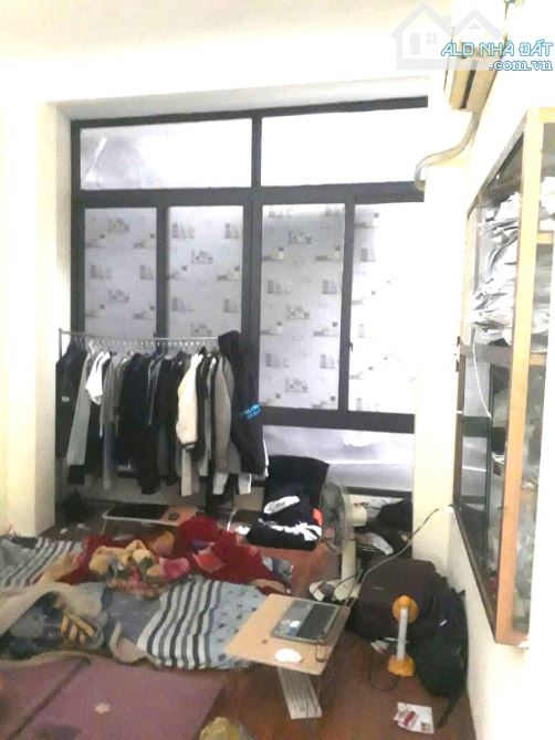 HƠN 2 TỶ. NHÀ GIÁP BÁT, GIẢI PHÓNG. 15M RA Ô TÔ. VỊ TRÍ CỰC ĐẸP. KHUNG CỘT CHẮC CHẮN. - 3