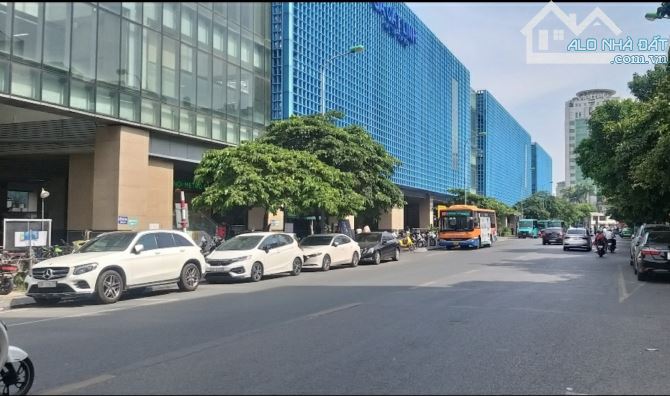ĐẤT VÀNG PHÂN LÔ HÀO NAM CẦN BÁN GẤP DT61m2 LÔ GÓC Ô TÔ KINH DOANH - 3