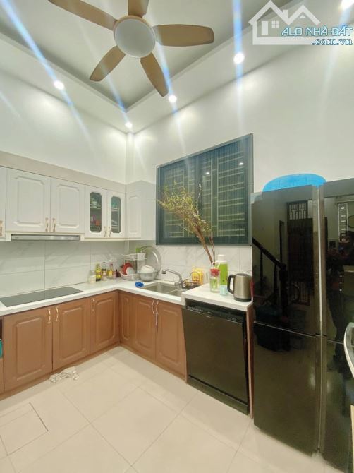 NHÀ KIM NGƯU - THOÁNG TRƯỚC SAU - SAU QUI HOẠCH RA PHỐ - NHÀ ĐẸP - 38M2 - 6.96 TỶ - 3