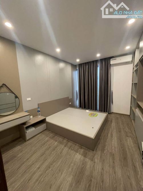 Bán nhà Tam Khương, Đống Đa 30m², 6 tầng ô chờ thang máy, vài bước ra phố 8.5 tỷ - 3