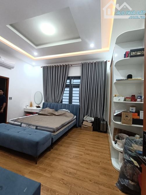 BIỆT THỰ GIÁ RẺ - DT 192M2, NỘI THẤT XỊN, ĐƯỜNG 5M5 KHU TDC HOÀ LIÊN - CHỈ 4.7X TỶ - 3