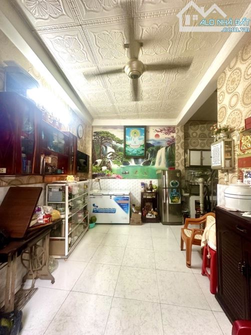 Nhà giá Siêu Tốt 3 tỷ, Điện Biên Phủ, Diện tích 21m2, nở hậu, Vài phút qua Quận 1 - 3