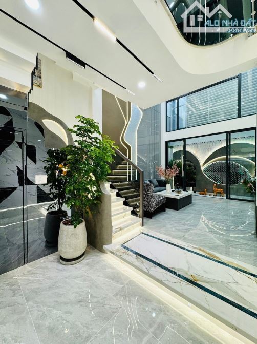 LÊN SÓNG SIÊU PHẨM ĐƯỜNG NGUYỄN BỈNH KHIÊM, P.ĐAKAO, QUẬN 1 - GIÁ TỐT:5TỶ620/76,8M2. HXH - 3