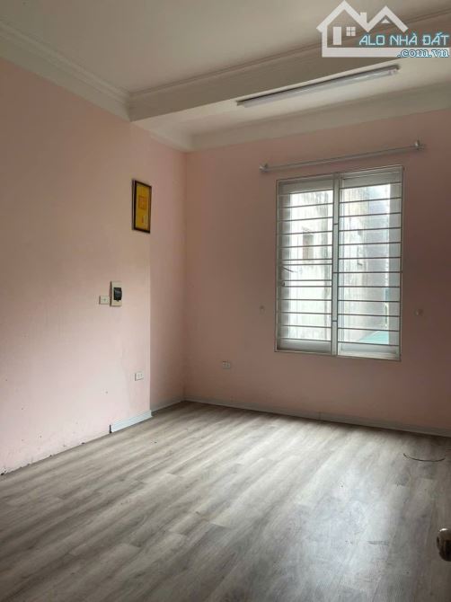 VÀI BƯỚC RA MẶT PHỐ VÕ CHÍ CÔNG-TRƯỚC NHÀ CÓ SÂN RỘNG THOÁNG-DÂN XÂY CHẮC CHẮN-48M2*3T - 3