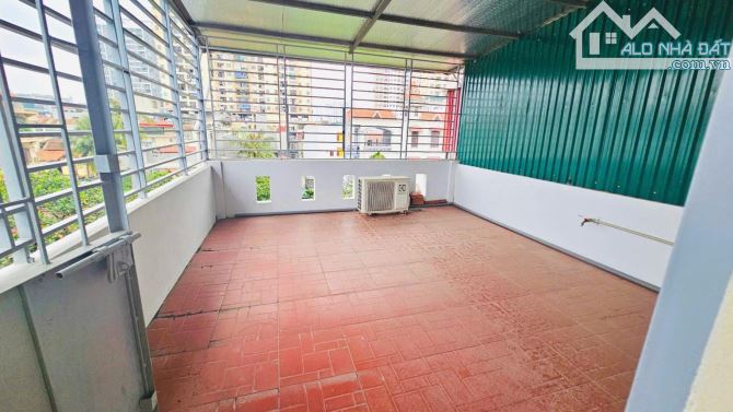 BÁN NHÀ ĐỊNH CÔNG GARA OTO 51m x 5T, mt 4,5m GIÁ 12.x tỷ - 3