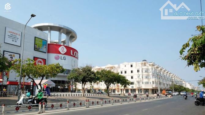 Bán nhà MTKD HIẾM ngang 9m 180m2 Nguyễn Văn Lượng 3 tầng gần KDC Cityland chỉ 31.5 tỷ. - 3