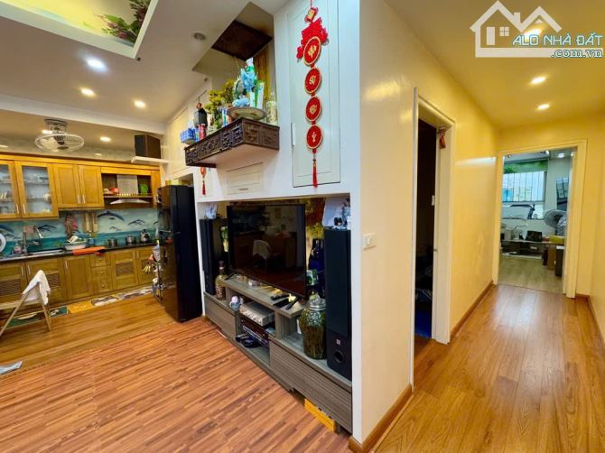 3 tỷ có chung cư ở Sài đồng Long Biên full nội thất 2 ngủ 62m tầng 7 cửa hướng đông nam - 3