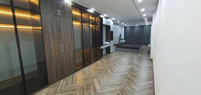 Bán nhà mặt phố Phúc Tân 70m2 - 5 Tầng TM. Kinh doanh - QH ổn đỉnh. - 3