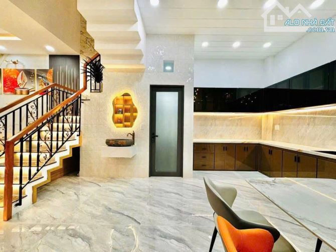 Bán nhà ở đường Bạch Đằng, phường 14, Bình Thạnh, giá 2 tỷ 300 triệu - 3