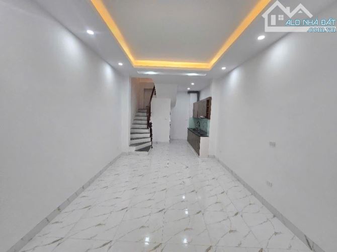 BÁN NHÀ DƯƠNG VĂN BÉ, 15M Ô TÔ DỪNG ĐỖ,FULL NỘI THẤT Ở LUÔN GIÁ CHỈ 7,2 TỶ - 3
