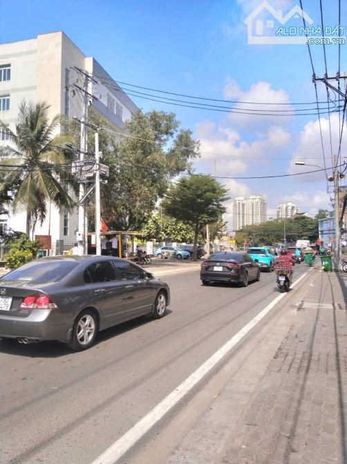 Bán Nhà Mặt Tiền Hoàng Quốc Việt, Quận 7, 650m2, Biệt Thự 3 Tầng, Có MB KD, Chỉ 79 Tỷ - 3
